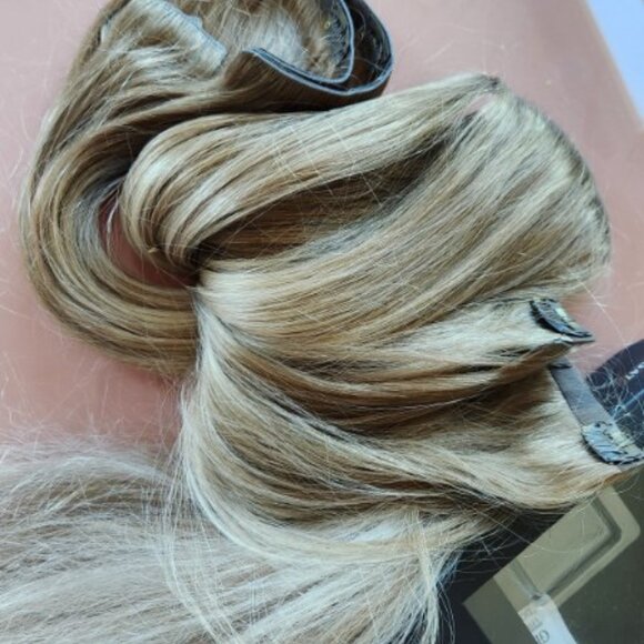 New! Foxy Locks Invisible Clip ins 20 inch 200 grams in creme brulee - Picture 4 of 7